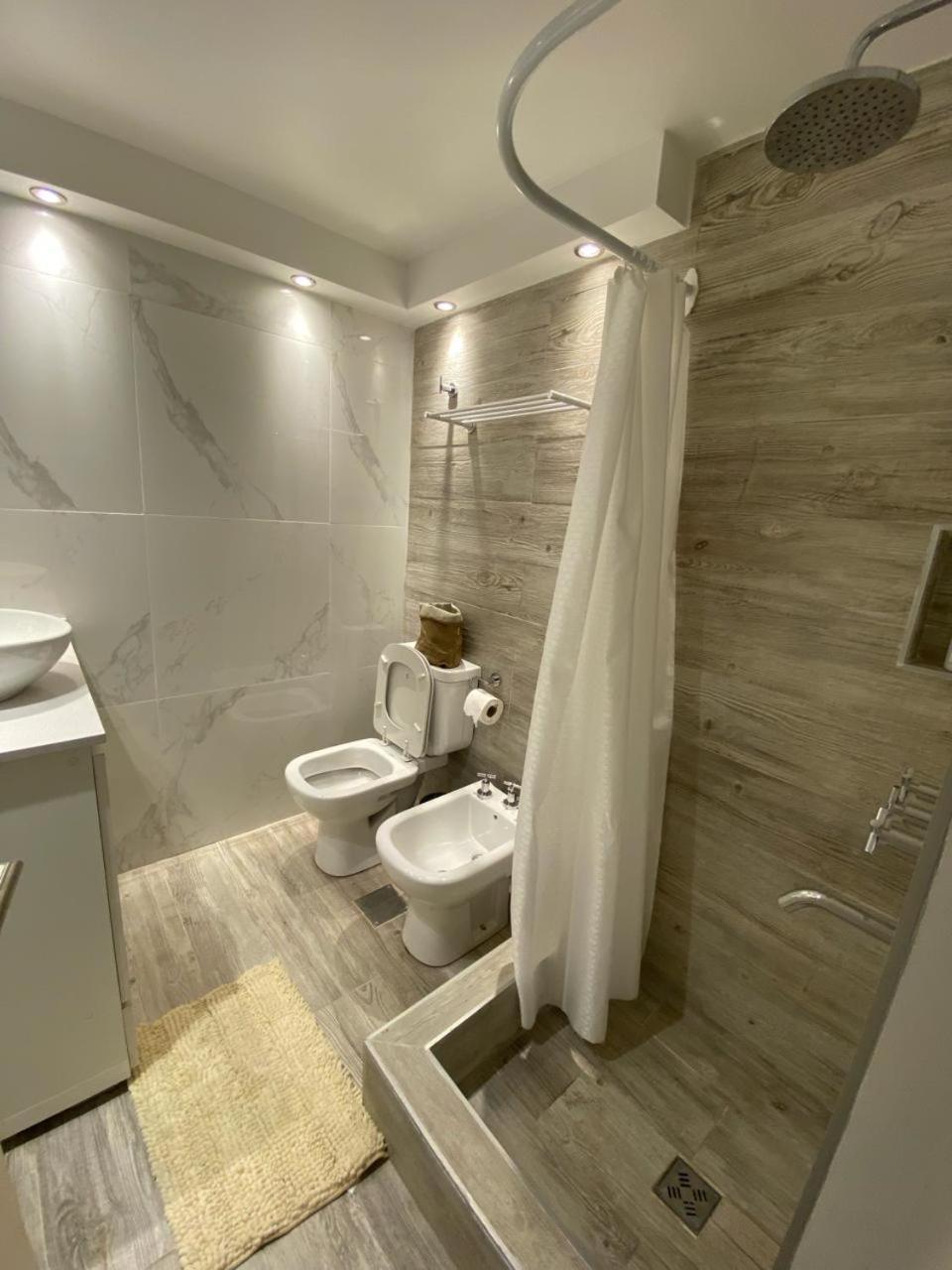 Departamento Centrico Con Cochera - Cordoba Argentina- ภายนอก รูปภาพ