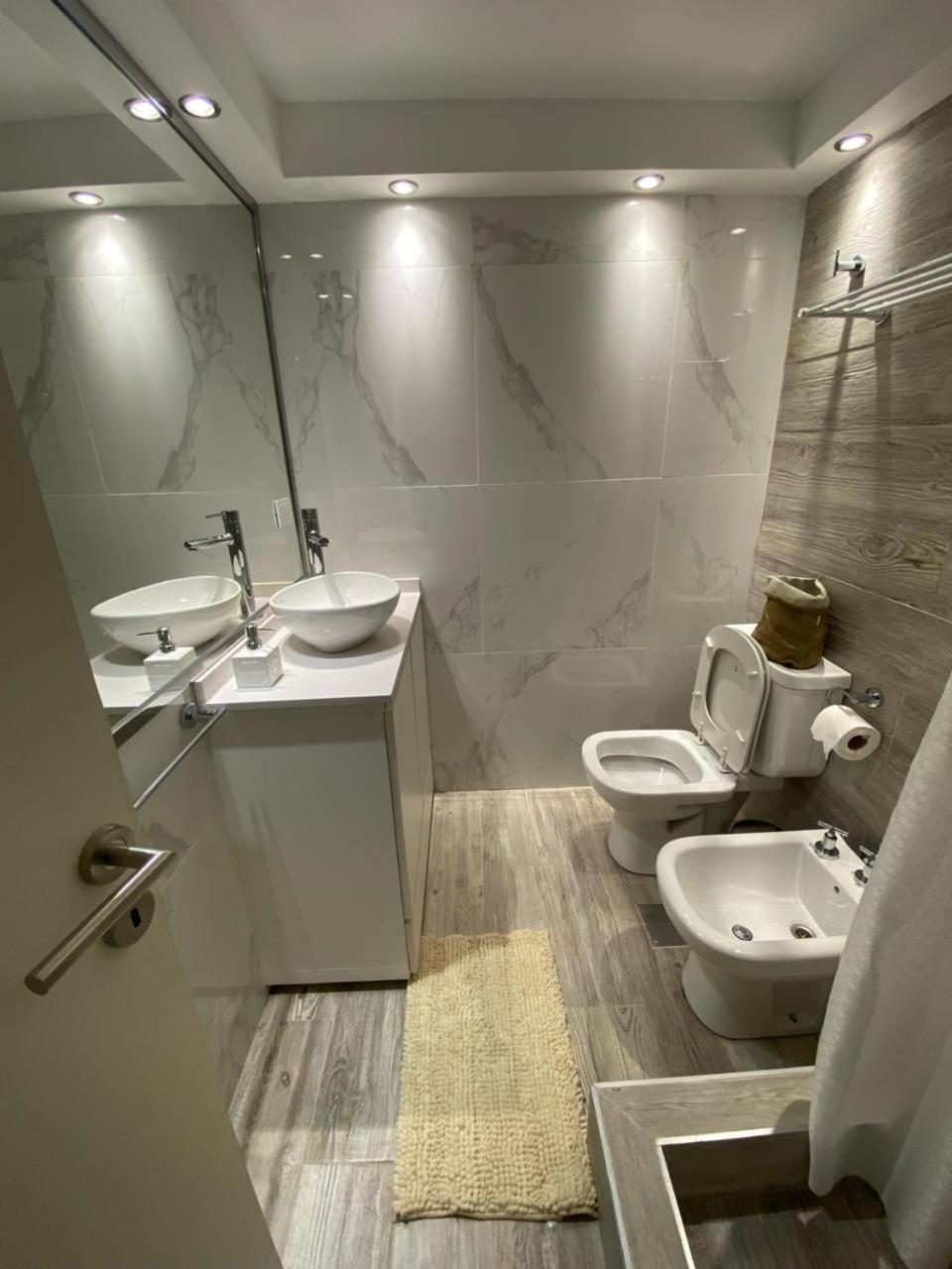 Departamento Centrico Con Cochera - Cordoba Argentina- ภายนอก รูปภาพ