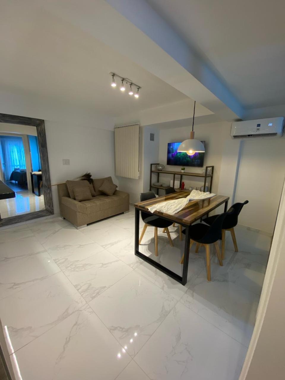 Departamento Centrico Con Cochera - Cordoba Argentina- ภายนอก รูปภาพ