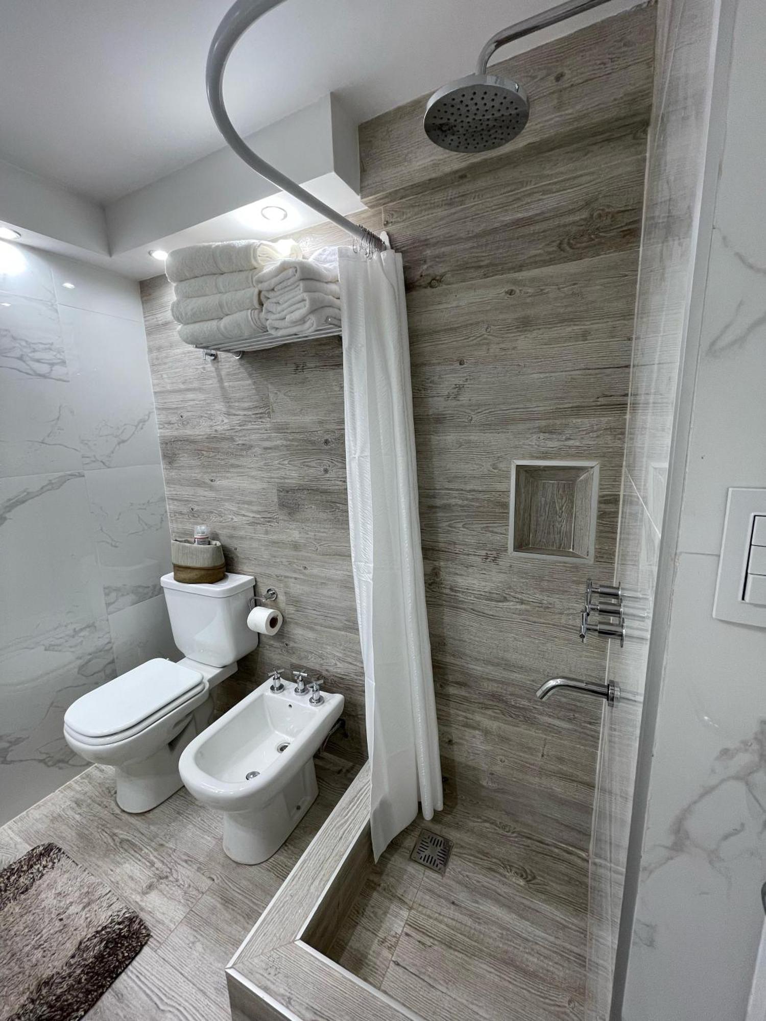 Departamento Centrico Con Cochera - Cordoba Argentina- ภายนอก รูปภาพ